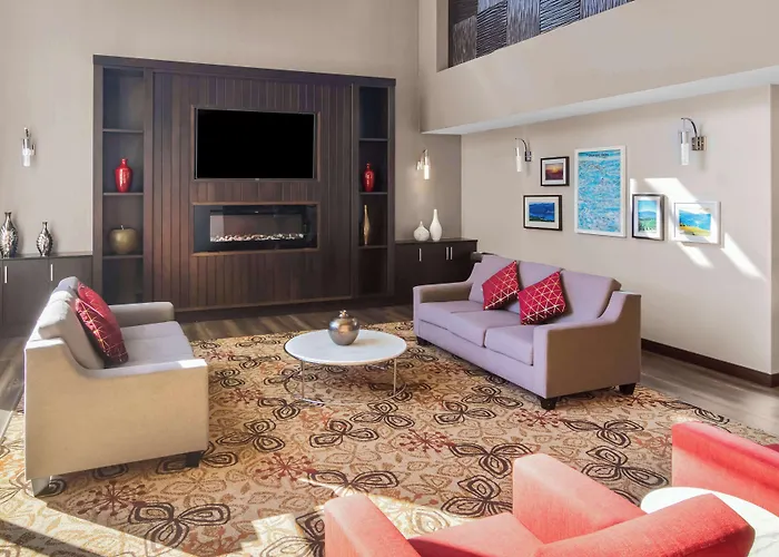 Best Western Plus Osoyoos Hotel & Suites