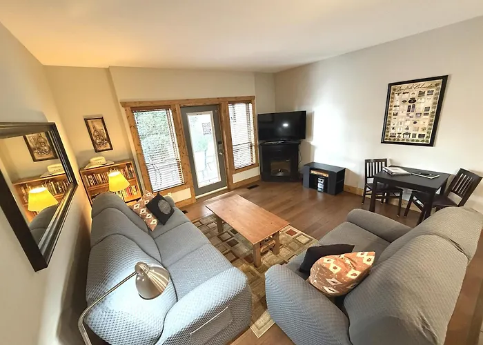 Luxury Condo 2Bed, 1Bath, Pool, Hot Tub, Beach, Golf